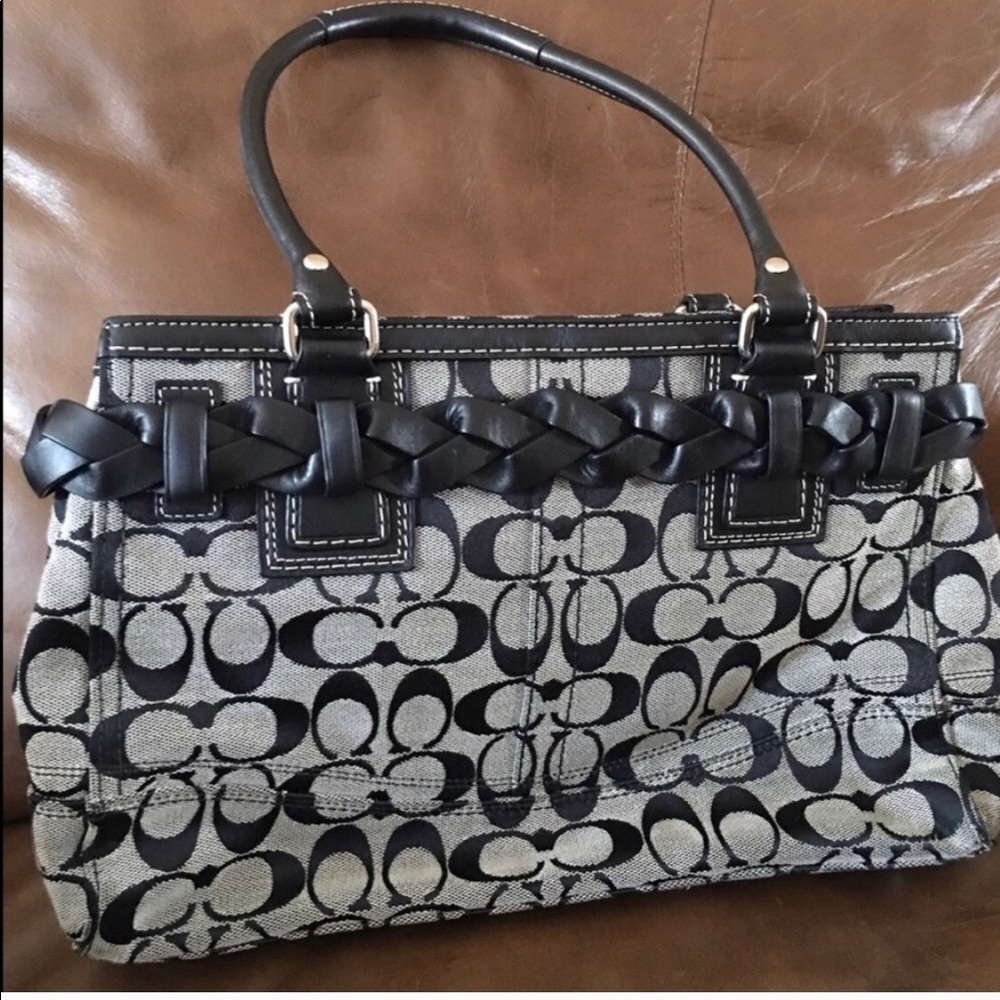 Purse - Picture 3 of 8